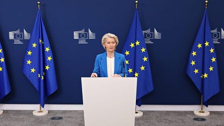 يهدف Von der Leyen إلى تحقيق تقدم “سريع” مع Magyar. إليك ما لا يزال محظورًا