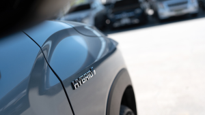 تويوتا تستدعي 73 ألف سيارة بسبب صوت تحذير للمشاة مما يسبب ضوضاء غير كافية