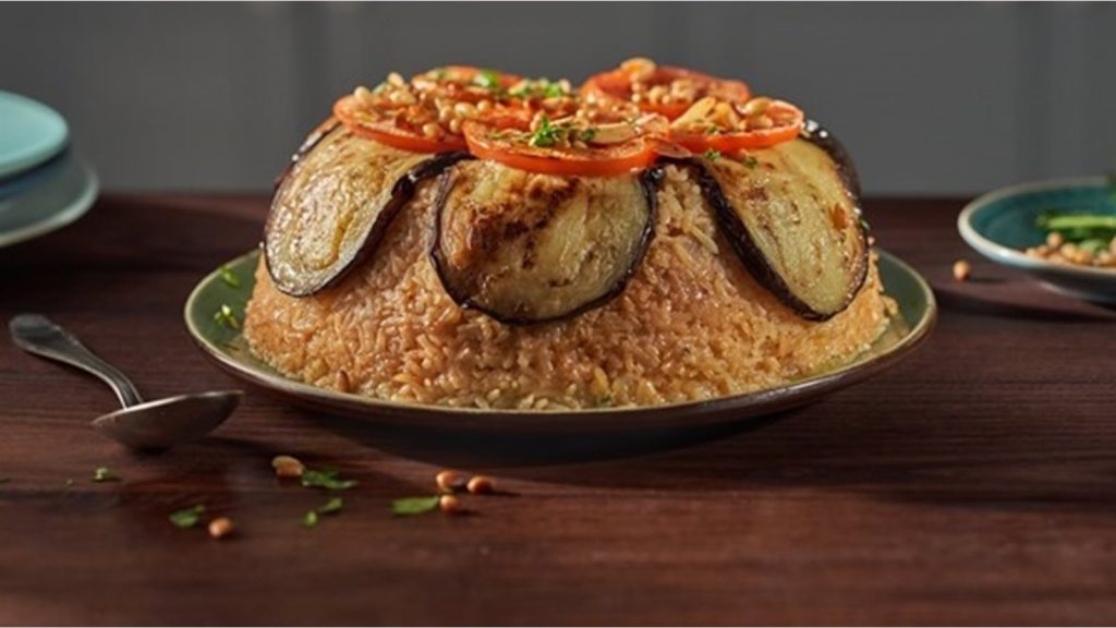 طريقة عمل مقلوبة القرنبيط بمذاق شهي