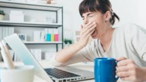 5 أسباب خفية وراء التعب المستمر.. كيف تستعيدين طاقتك؟