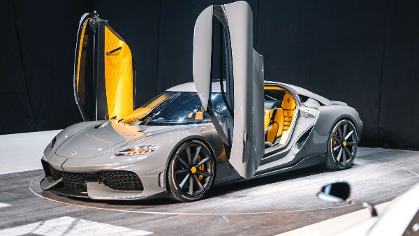 بقوة 2300 حصان .. كوينيجسيج تبدأ بإنتاج جيميرا الخارقة