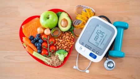 3 تأثيرات خطيرة لارتفاع ضغط الدم .. وطرق فعالة لخفضه بدون أدوية