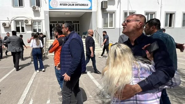 مجلس حكماء المسلمين يُدينُ حادثة إطلاق النار في مدرسة بوسط تركيا