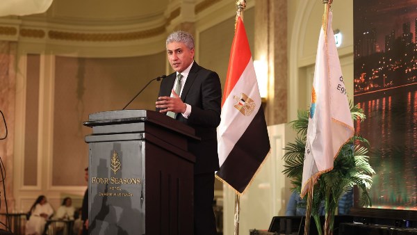 حصاد السياحة والآثار في أسبوع| إطلاق قافلة ترويجية بـ ألمانيا..والقاهرة أفضل المدن للزيارة