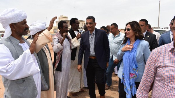 وزيرة الثقافة: تخصيص مسرح متنقل واختيار فرق لتقديم فلكلور شلاتين عالميًا