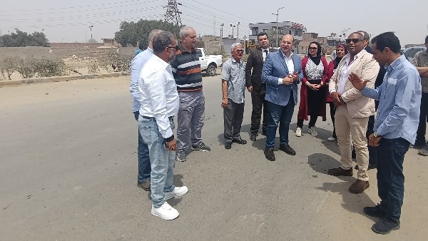 نائب محافظ الجيزة يبحث مع المستثمرين تطوير منطقتي عرب أبو ساعد وجرزا | صور
