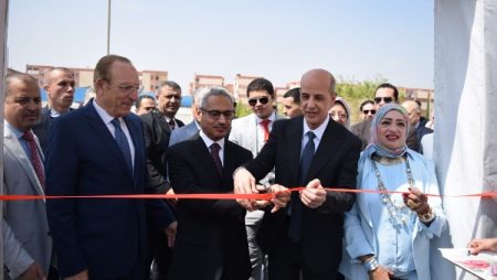 أخبار بني سويف| افتتاح الملتقى الأول للتوظيف بالجامعة الأهلية.. و10 رحلات عُمرة هدية للأمهات المثاليات