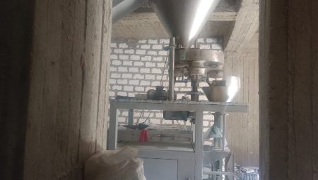 أسيوط.. ضبط مصنع مخالف والتحفظ على 2056 منتجًا غذائيًا منتهي الصلاحية