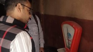 محافظ أسيوط: تحرير 2769 محضرًا تموينيًا خلال شهر بحملات مكثفة على الأسواق والمخابز