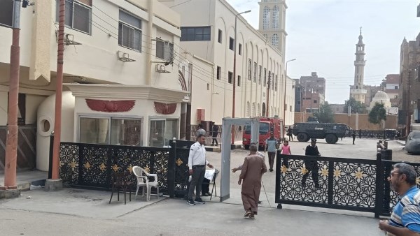 كنائس أسوان تحتفل بـ 