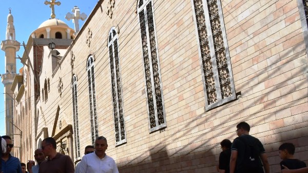 أخبار أسوان | تجهيز محيط الكنائس لإستقبال أعيادالقيامةوشم النسيم.. وحملات لغلق المحال المخالفة