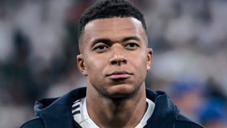 مبابي: اللعب لريال مدريد هبة من الله.. والموهبة وحدها لا تكفي للبقاء في القمة