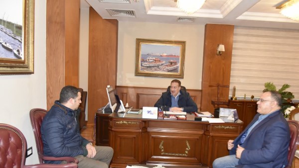 محافظ بورسعيد: زيارات دورية مفاجئة لجميع الوحدات الصحية والمستشفيات