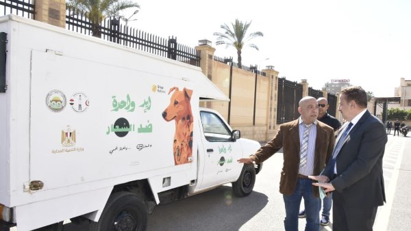 محافظ بورسعيد يؤكد: جمع الكلاب من الشوارع في إطار جهود الحفاظ على سلامة وأمان المواطنين محافظ بورسعيد يؤكد: جمع الكلاب من الشوارع في إطار جهود الحفاظ على سلامة وأمان المواطنين