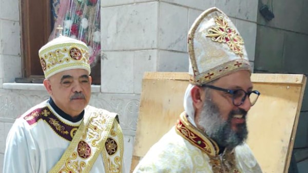 فرحة العيد تُضيء كنائس بورسعيد .. إقبال كبير على قداس كنيسة الأنبا بيشوي فرحة العيد تُضيء كنائس بورسعيد .. إقبال كبير على قداس كنيسة الأنبا بيشوي