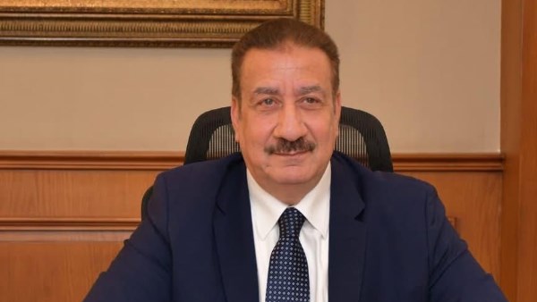 محافظ بورسعيد : بدء صرف المستحقات المتأخرة للمعلمين بأسبقية الأحكام