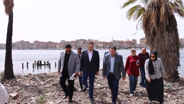 محافظ دمياط يبحث آليات تعظيم الاستفادة من أرض أدفينا بعزبة البرج