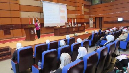 خلال دورة الأئمة والواعظات.. نائب وزير الصحة: خفض معدل الإنجاب استجابة لنتائج مسح 2021