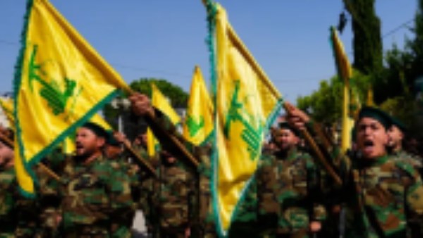 إشتباكات بين حزب الله وقوات الاحتلال وصفارات الإنذار تدوي في الجليل