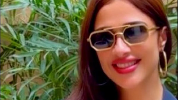 بالكاجوال.. ياسمين عبد العزيز تتألق في أحدث ظهور