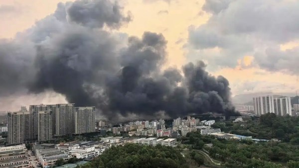 أول صور لحريق مصنع BYD الكبير في الصين.. وكيف تمت السيطرة عليه؟