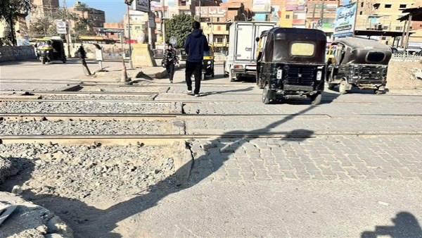 اعتبارا من السبت المقبل.. غلق مزلقان كوم حمادة البحري لمدة 6 أيام والوحدة المحلية تحدد البدائل