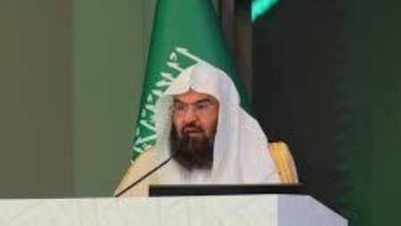 رئيس الشؤون الدينية بالحرمين الشريفين: الالتزام بتصريح الحج ضرورة شرعية ونظامية