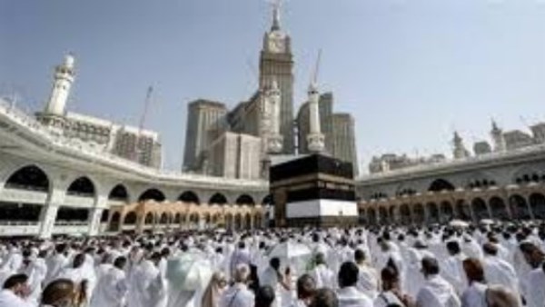 حكم الاقتراض من أجل أداء فريضة الحج.. الإفتاء توضح