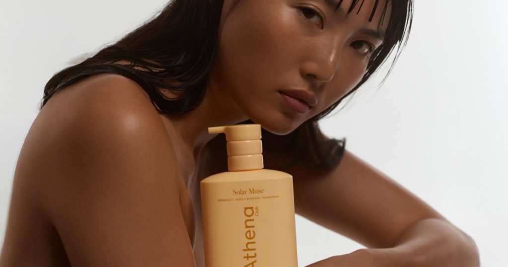 خط العناية بالجسم الجديد بالعطر الأول من Athena Club على وشك ترقية روتينك اليومي