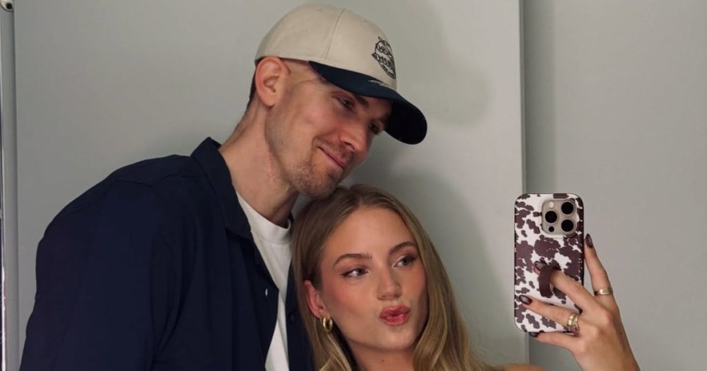 انقسامات المؤثرين لعام 2026: كاثرين سميث وبنجامين فينلان، المزيد من منشئي المحتوى الذين انفصلوا