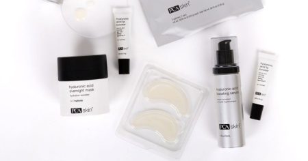 أخيرًا حصلت على بشرة زجاجية مع روتين الترطيب المكون من ثلاث خطوات والذي يحبه أطباء الجلد