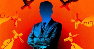 يقول موظفو الحكومة أنهم أصبحوا غارقين في الدين