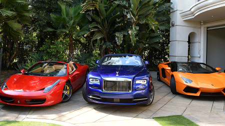 كاليفورنيا تتخذ إجراءات صارمة ضد التهرب الضريبي على السيارات الفاخرة في مونتانا