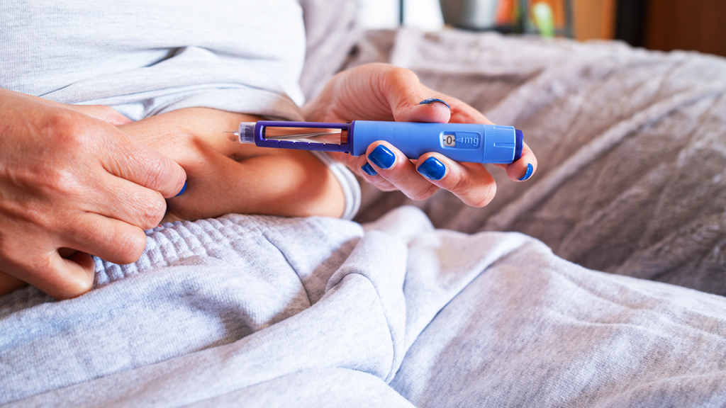 يقول مدير الرعاية الطبية إن تكاليف أدوية GLP-1 انخفضت إلى النصف تقريبًا في عهد ترامب