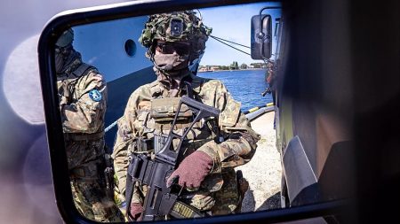 برلين: ألمانيا وهولندا تعتزمان إنشاء مركز قيادة لحلف شمال الأطلسي في منطقة البلطيق