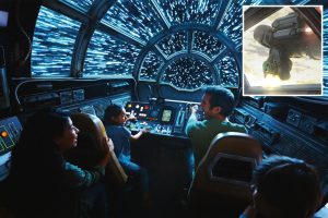 يضيف جهاز محاكاة Disneyland Star Wars الجديد Grogu إلى Millennium Falcon