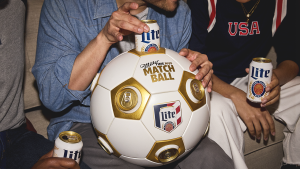 تطلق شركة Miller Lite لعبة MVP Matchball لكأس العالم لكرة القدم والتي تحتوي على 12 نوعًا من البيرة