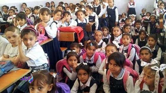 «أين ذهب الـ 60 طالبًا؟».. «التعليم» تكشف خطة خفض كثافة الفصول من 100 إلى 40 طالبًا | فيديو
