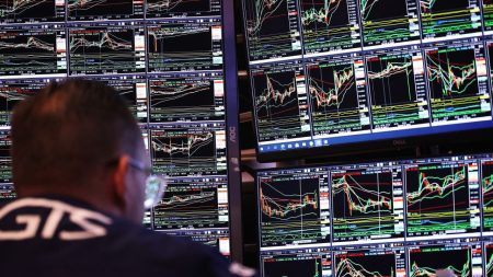 شرح صناديق الاستثمار المتداولة للمتقاعدين مع نصائح حول التنويع والدخل