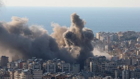 إسرائيل ولبنان يفتتحان محادثات عسكرية بوساطة البنتاغون بشأن وقف إطلاق النار على الحدود