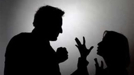 جربي تحبسيني.. زوجة تستغيث من زوجها بعد تعرّضها للضرب والإهانة عبر مواقع التواصل
