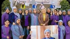 طالبات مدرسة بالدقهلية يفاجئن المديرة برفع صورها في آخر يوم امتحانات |شاهد