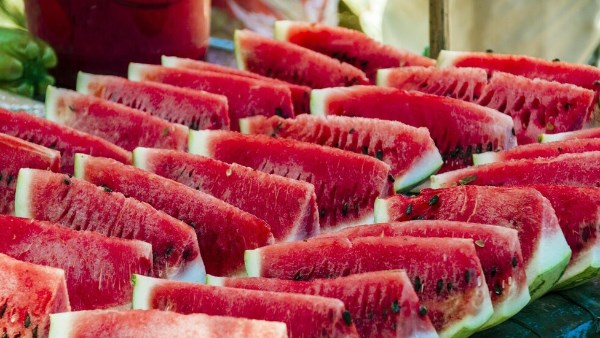  فوائد خارقة عند تناول البطيخ