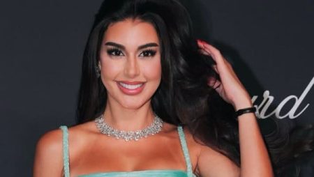 بالشراشيب والمجوهرات..ياسمين صبري تثير الجدل من مهرجان كان