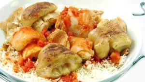 لعزومات العيد.. طريقة عمل فتة بالكوارع