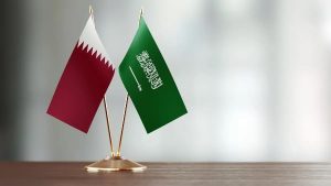 رئيس الوزراء القطري يبحث مع وزير الخارجية السعودي ومستشار الأمن الإماراتي دعم الوساطة وخفض التصعيد