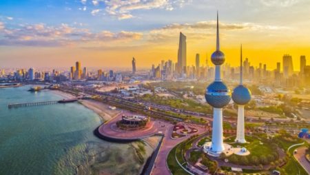 الدفاعات الجوية الكويتية تتصدى لهجمات معادية