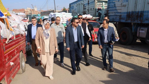 محافظ المنوفية يفاجئ صوامع قويسنا لمتابعة انتظام عملية توريد محصول القمح