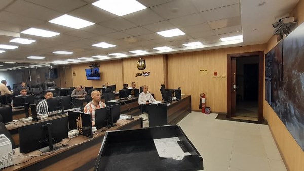 سكرتير بني سويف يتابع من مركز السيطرة انطلاق الموجة الـ29 لإزالة التعديات