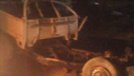 ننشر الصور الأولى لحادث تصادم سيارتين بطريق توشكى جنوب أسوان ومصرع وإصابة 15 شخصًا